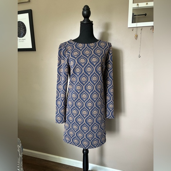 LOFT Medallion Jacquard Shift Dress puff shoulder sleeve comfy cute EUC Sz 6 - Picture 1 of 13
